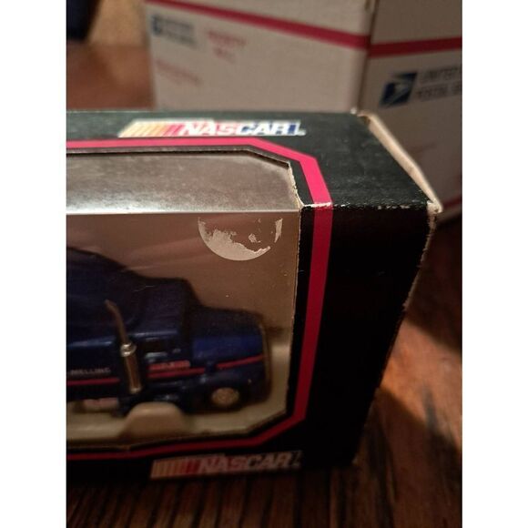 Vintage Racing Champion Bill Elliott Melling Nascar Die Cast Car and Semi Truck - Picture 4 of 9
